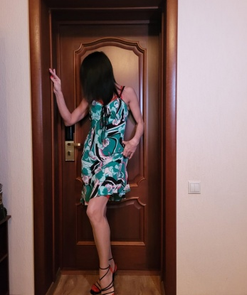 Опытная красотка со знойным темпераментом приглашает на незабываемую встречу. Кайфуй вместе со мной и получи массу удовольствия. Обещаю, не пожалеешь! 13647, 37 лет