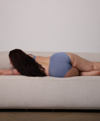 Развратная красотка пригласит в гости насладиться страстным сексом и яркими ощущениями. Фото подлинное, отвечу на звонки сама. Звони, не пожалеешь! 14927, 38 лет